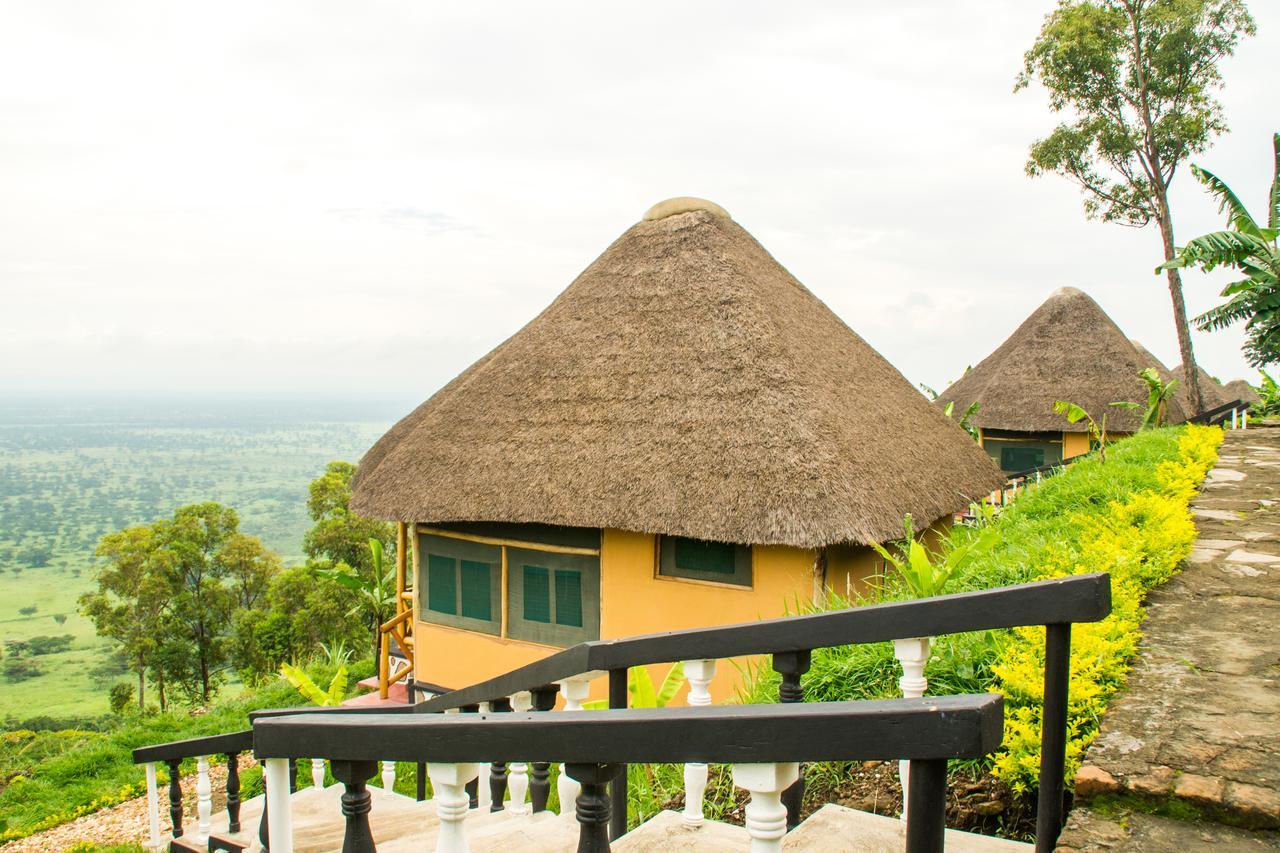 Queen Elizabeth Pvt Lodge Kichwamba Buitenkant foto