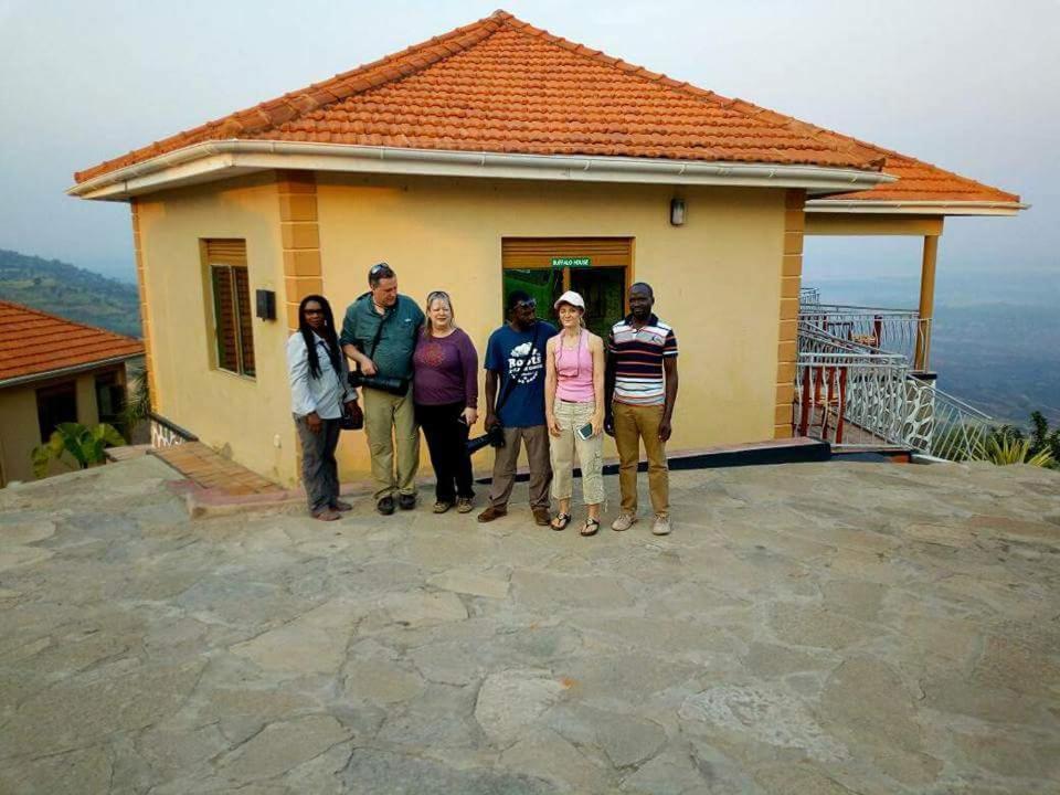 Queen Elizabeth Pvt Lodge Kichwamba Buitenkant foto